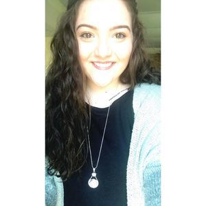 Meet your Posher, Alisa